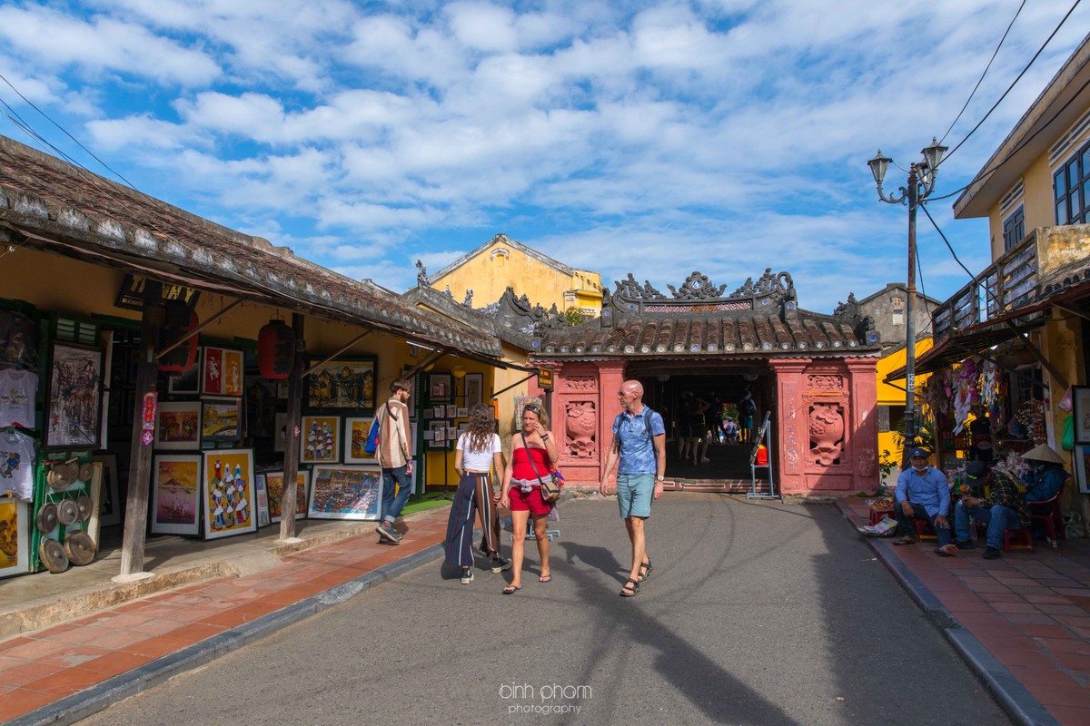 Bình yên từng khoảnh khắc tại phố cổ Hội An ảnh 2