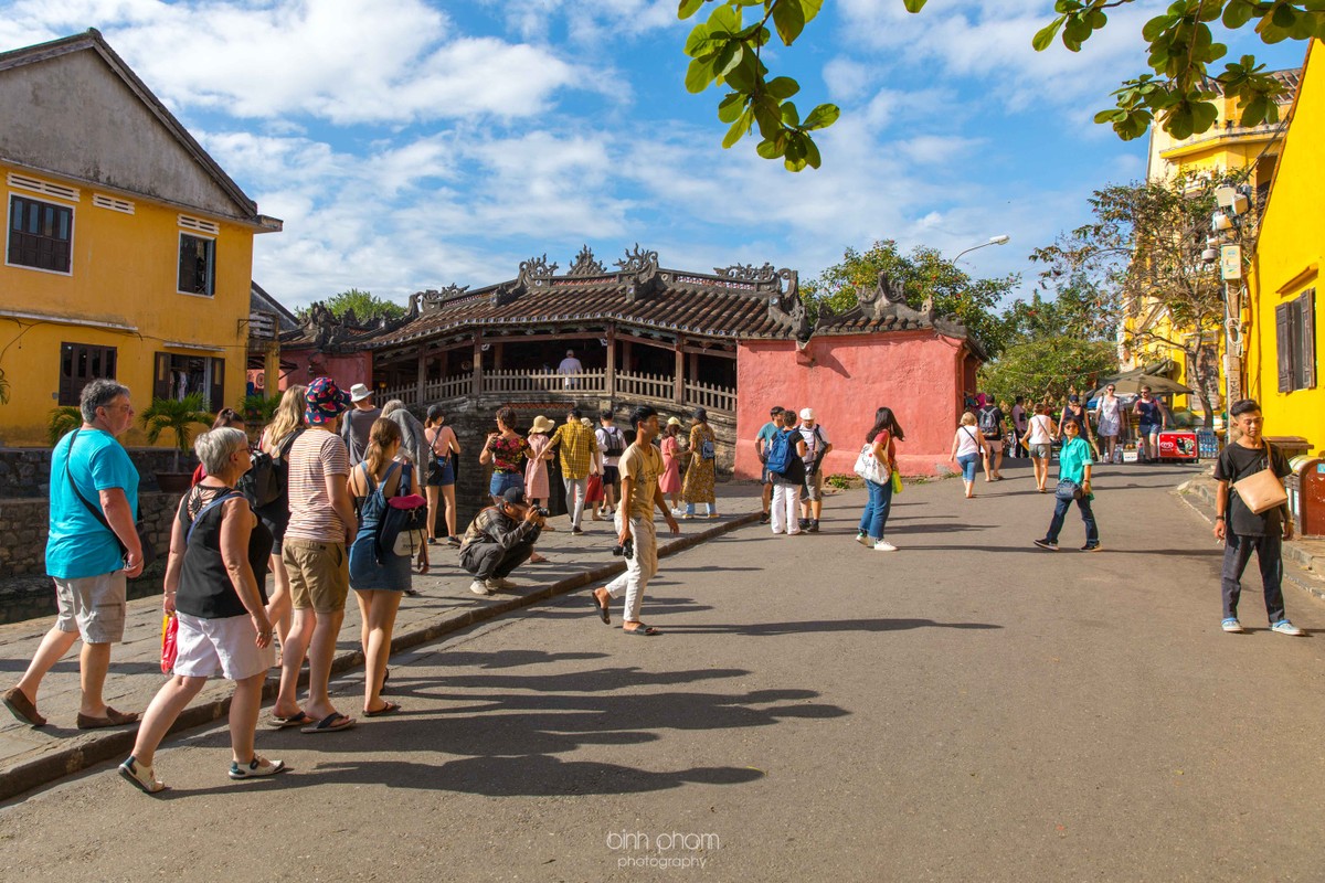 Bình yên từng khoảnh khắc tại phố cổ Hội An ảnh 8