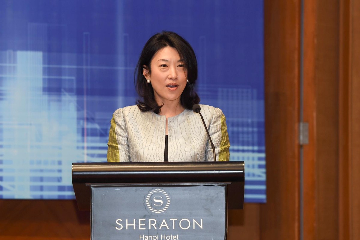 Bà Michele Wee, Chủ tịch Nhóm công tác Ngân hàng Diễn đàn Doanh nghiệp Việt Nam, Tổng giám đốc Ngân hàng Standard Chartered Việt Nam