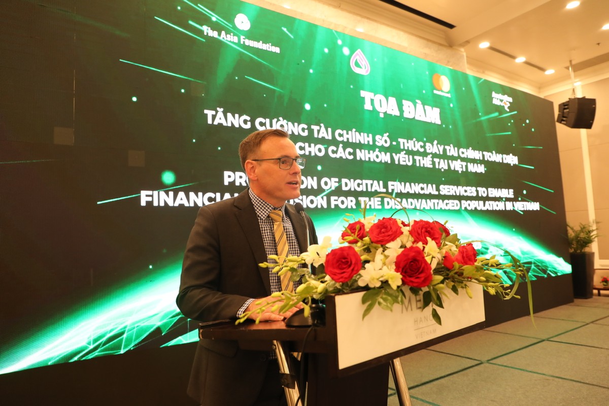 Ông David Gottlieb, tham tán kinh tế, Sứ quán Úc tại Việt Nam phát biểu tại sự kiện