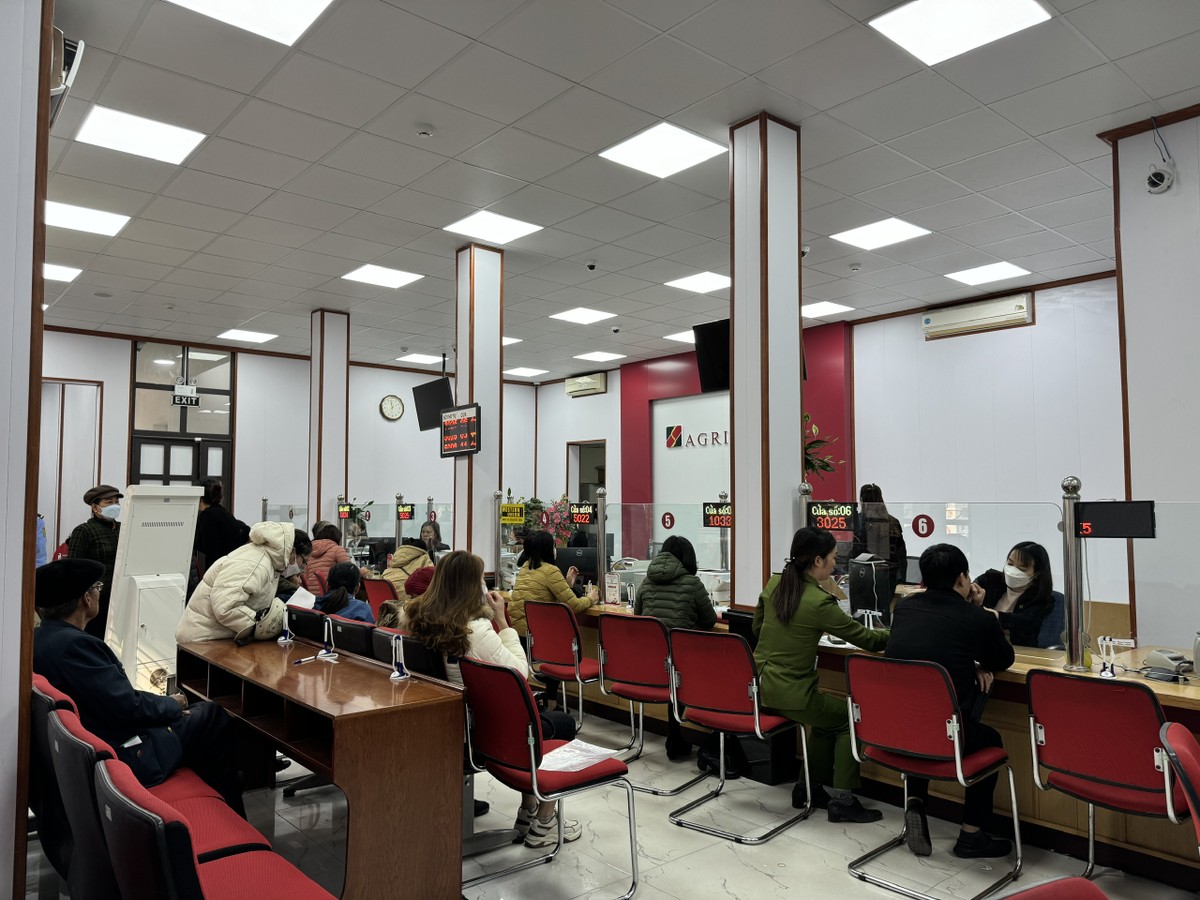 Bên trong toà nhà được sử dụng cho nghiệp vụ huy động vốn của Agribank chi nhánh huyện Tiên Lãng, Đông Hải Phòng