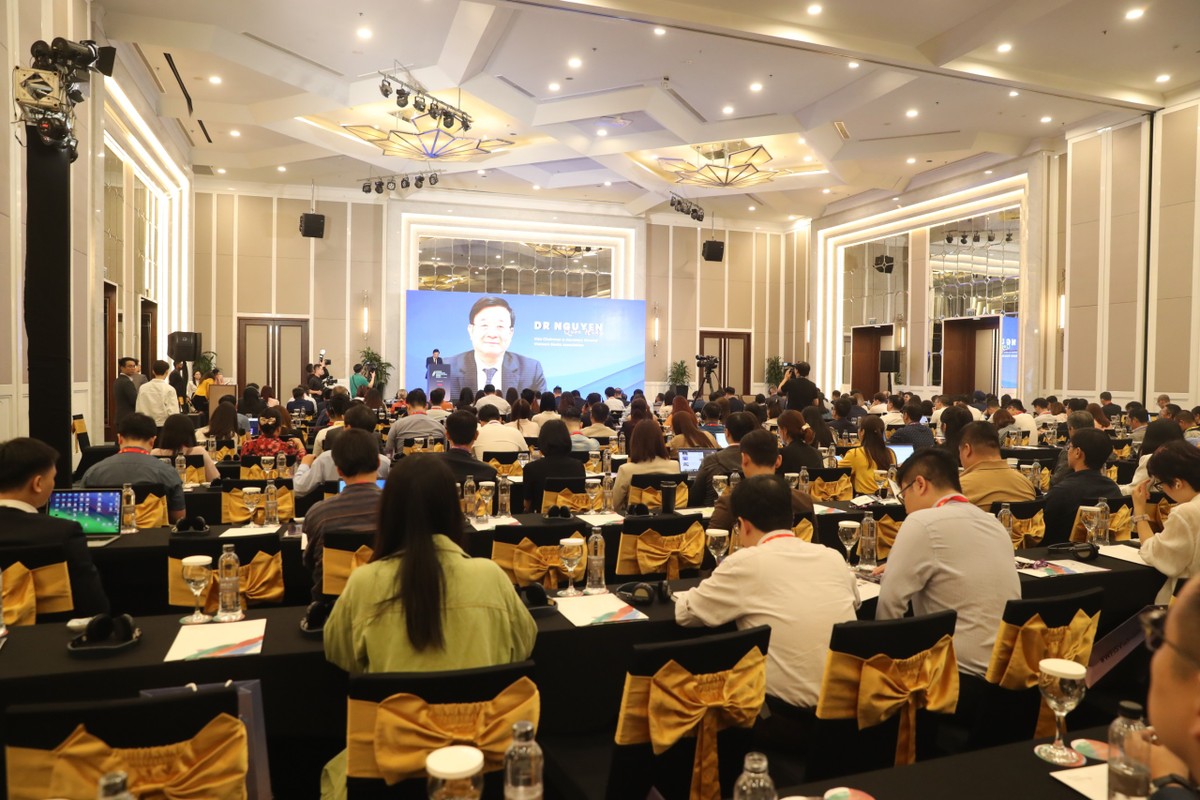 Toàn cảnh sự kiện