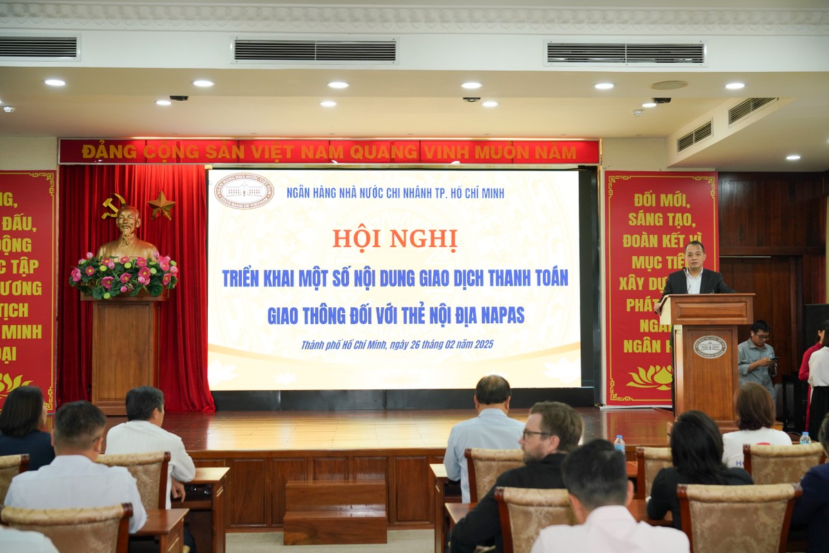 Ông Nguyễn Đăng Hùng - Phó tổng giám đốc NAPAS. Ông Nguyễn Đăng Hùng - Phó tổng giám đốc NAPAS.