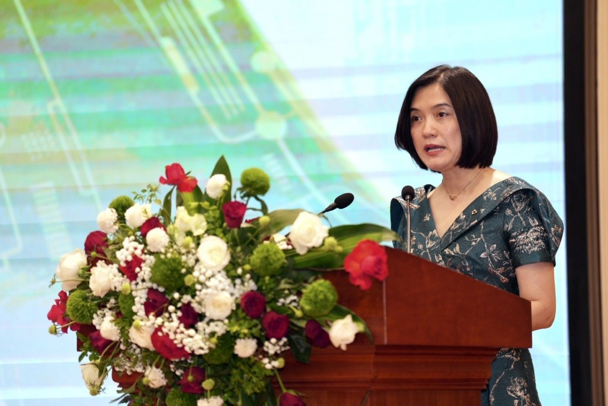 Bà Phùng Nguyễn Hải Yến, Phó tổng giám đốc Vietcombank Bà Phùng Nguyễn Hải Yến, Phó tổng giám đốc Vietcombank