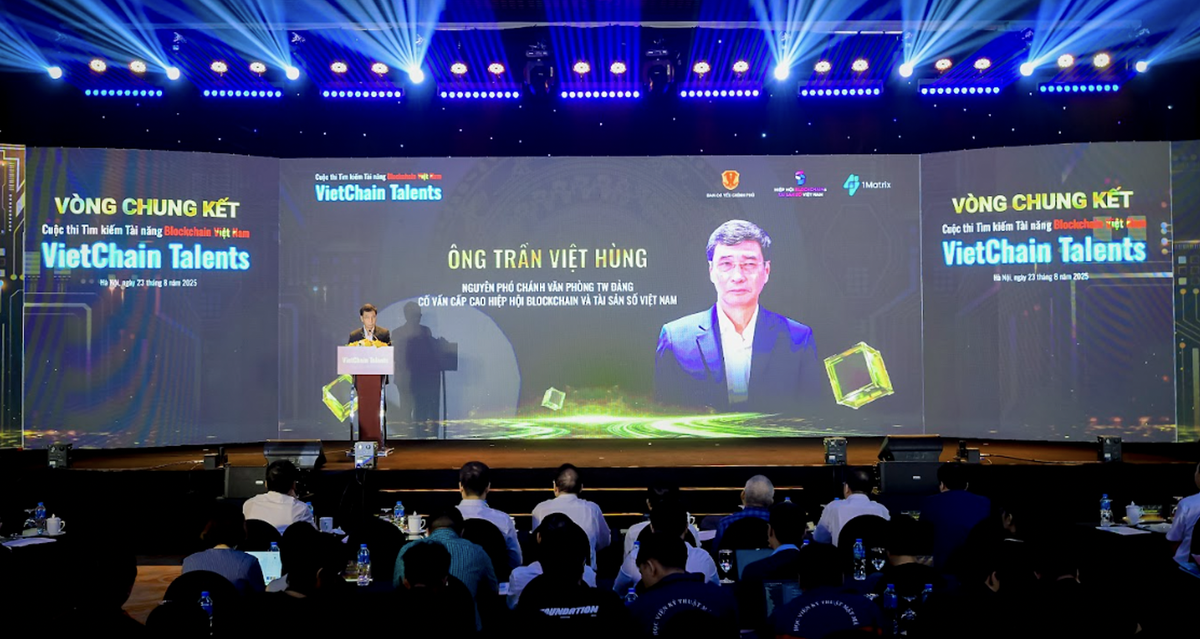 Ông Trần Việt Hùng, nguyên Phó Chánh Văn phòng Trung ương Đảng, Cố vấn cấp cao, Hiệp hội Blockchain và Tài sản số Việt Nam