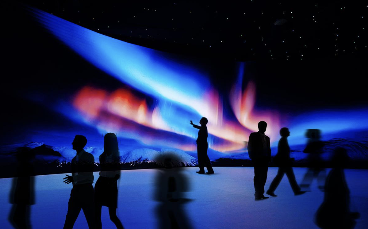 VIB Privilege Banking lấy cảm hứng từ hình ảnh cực quang – biểu tượng của sự chuyển động, độc bản và hiếm có. VIB Privilege Banking lấy cảm hứng từ hình ảnh cực quang – biểu tượng của sự chuyển động, độc bản và hiếm có.