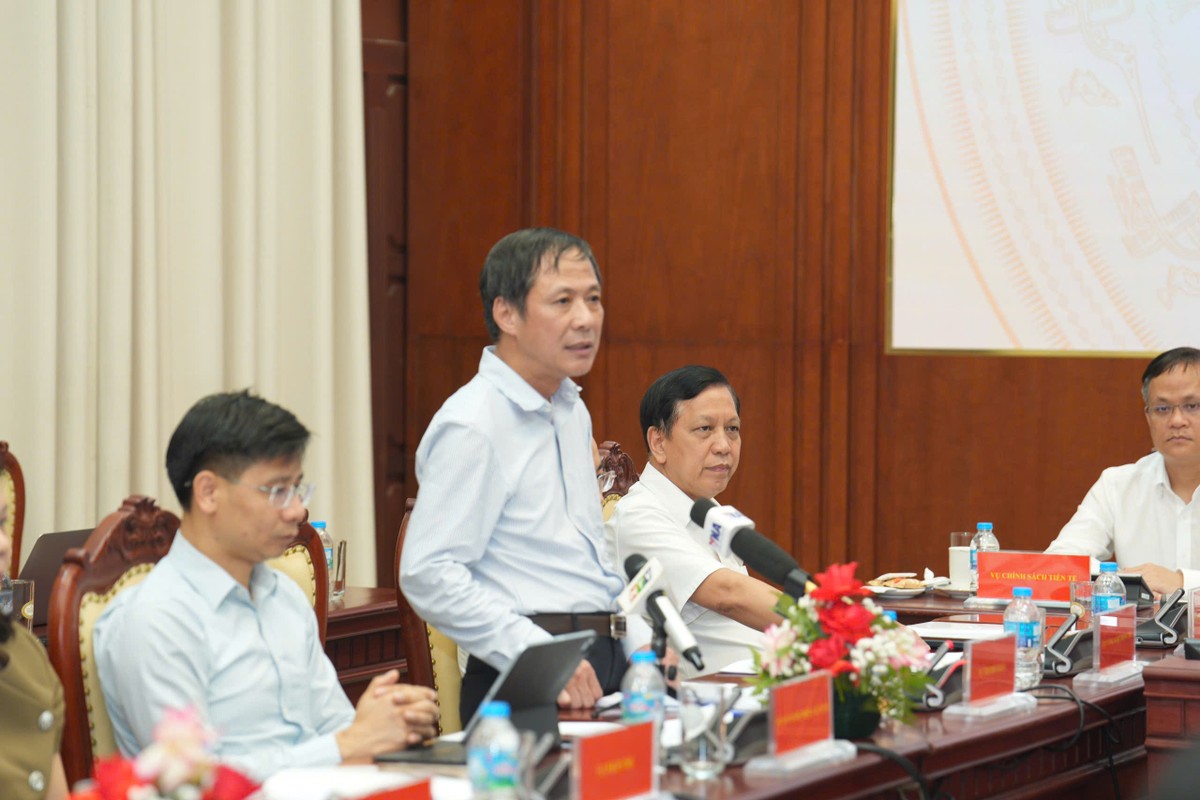 Ông Lê Văn Tuyên, Phó Vụ trưởng Vụ Thanh toán, Ngân hàng Nhà nước chia sẻ tại Họp báo