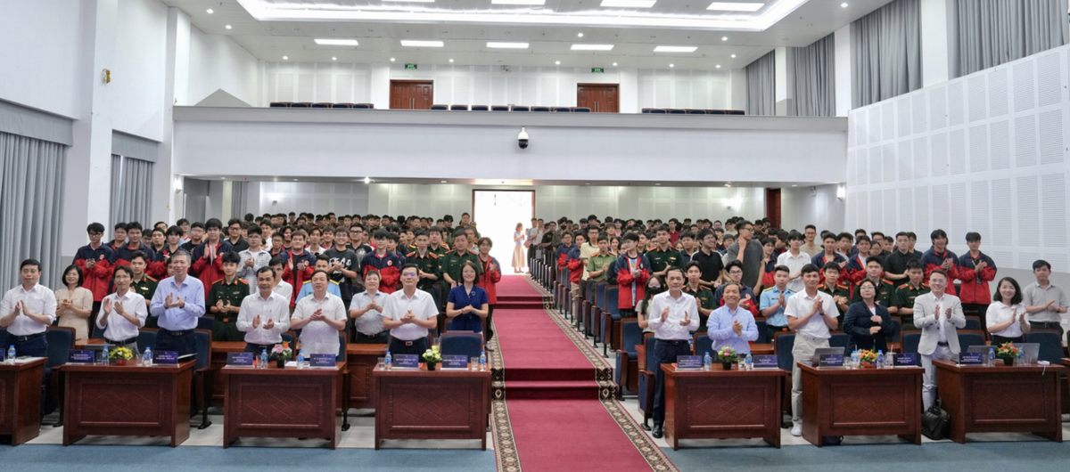 Hội thảo thu hút hơn 300 sinh viên, giảng viên Học viện Kỹ thuật mật mã tham dự.