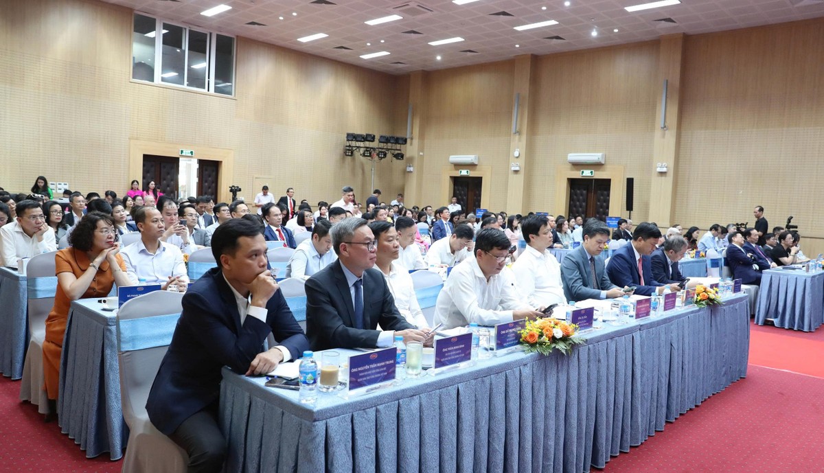Toàn cảnh Đại hội
