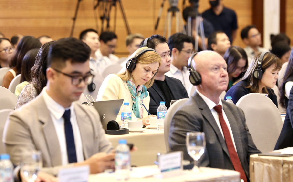 Khách mời tại Hội thảo Khách mời tại Hội thảo