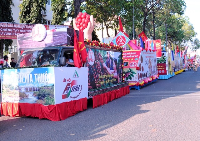 Lễ hội đường phố Buôn Ma Thuột: Hội tụ bản sắc văn hóa Tây Nguyên    ảnh 1