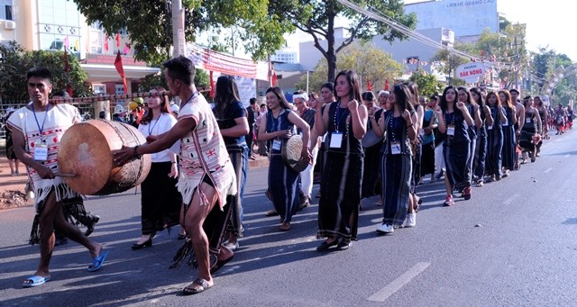 Lễ hội đường phố Buôn Ma Thuột: Hội tụ bản sắc văn hóa Tây Nguyên    ảnh 6