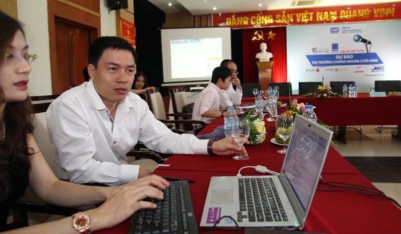 Dự cảm thị trường chứng khoán cuối năm 2015 trước biến động của tỷ giá và giá dầu ảnh 68