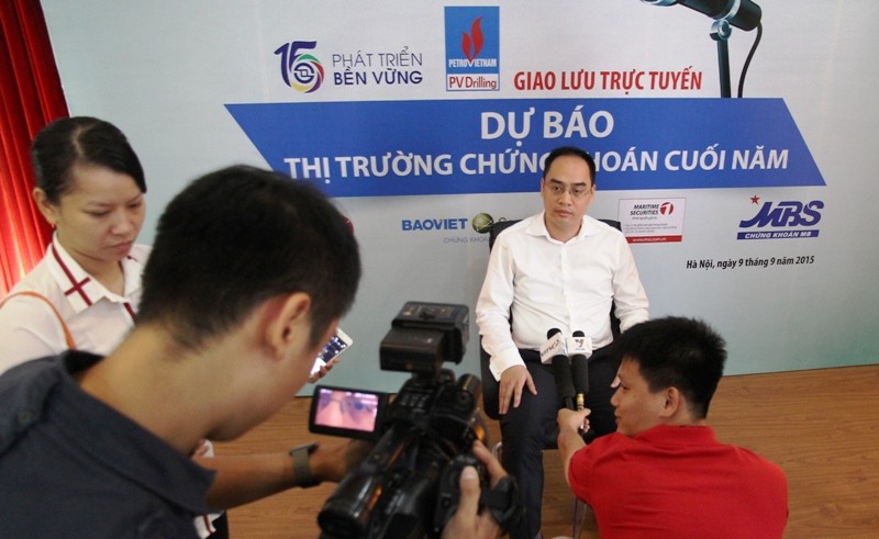 Dự cảm thị trường chứng khoán cuối năm 2015 trước biến động của tỷ giá và giá dầu ảnh 93