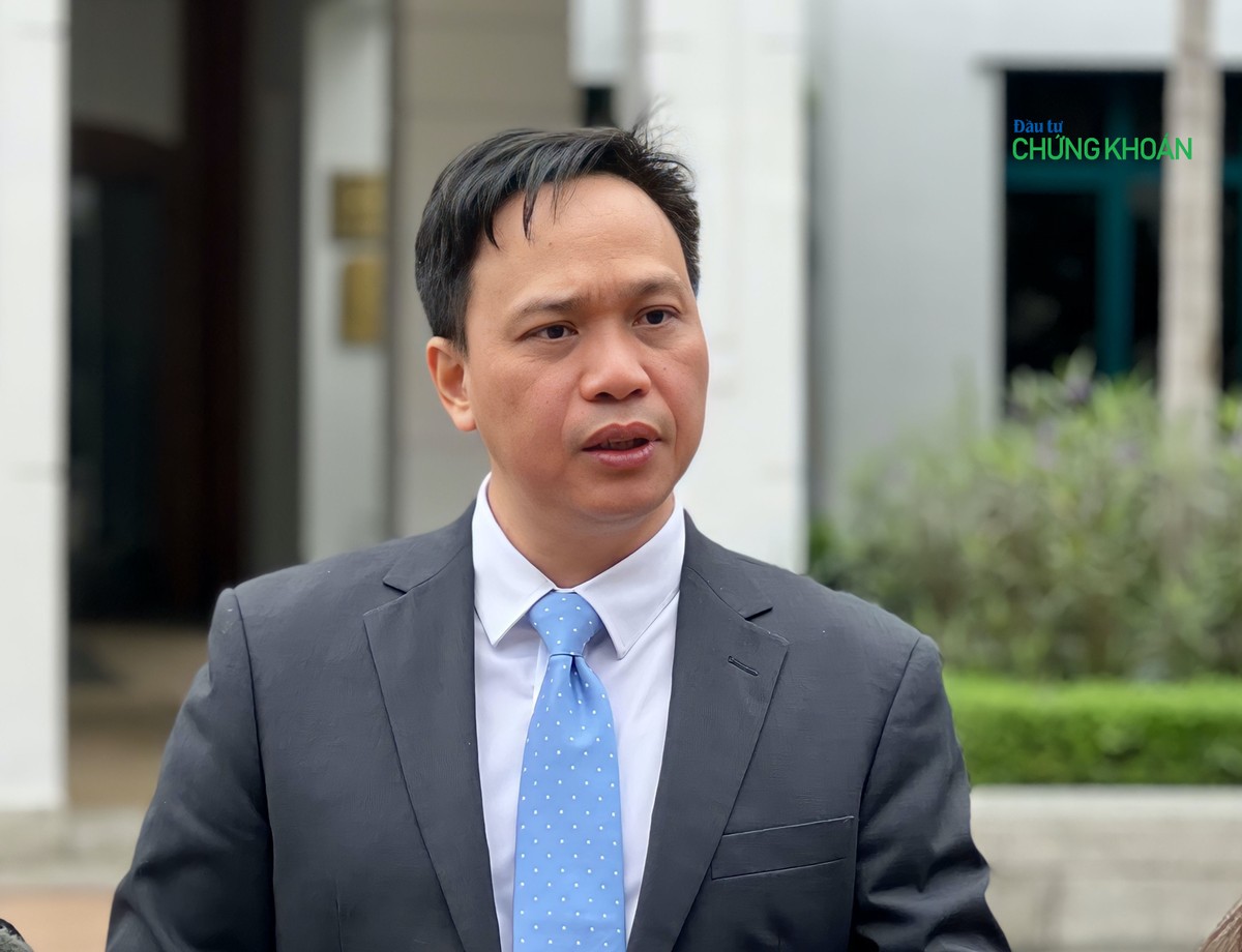 TS Nguyễn Quốc Việt