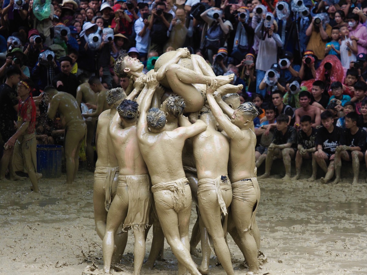 Hội vật cầu nước với ý nghĩa là hội mừng chiến thắng. Đồng thời cũng thể hiện mong muốn của cư dân trồng lúa nước cầu cho mưa thuận, gió hòa, mùa màng tươi tốt.