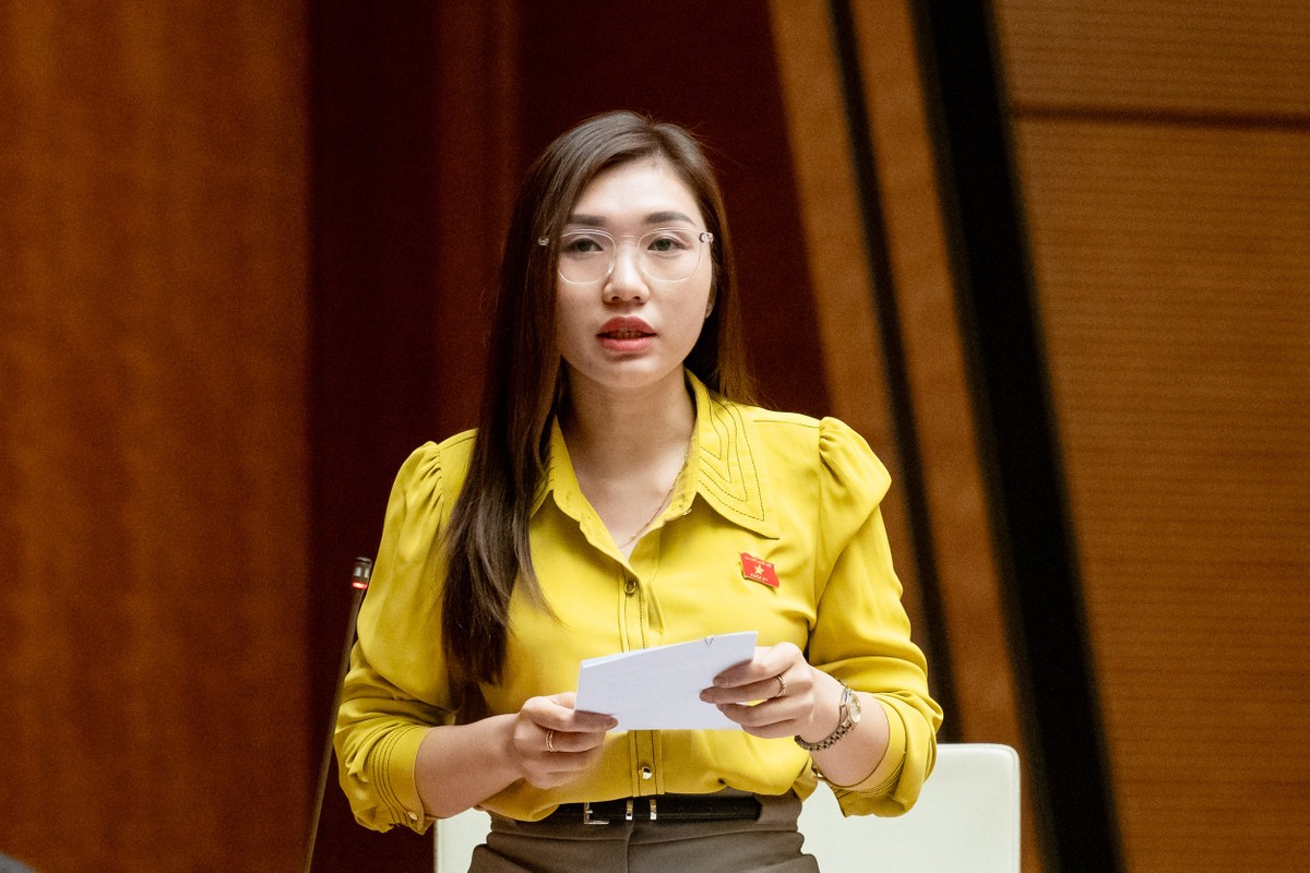 Đại biểu Quàng Thị Nguyệt (đoàn Điện Biên)