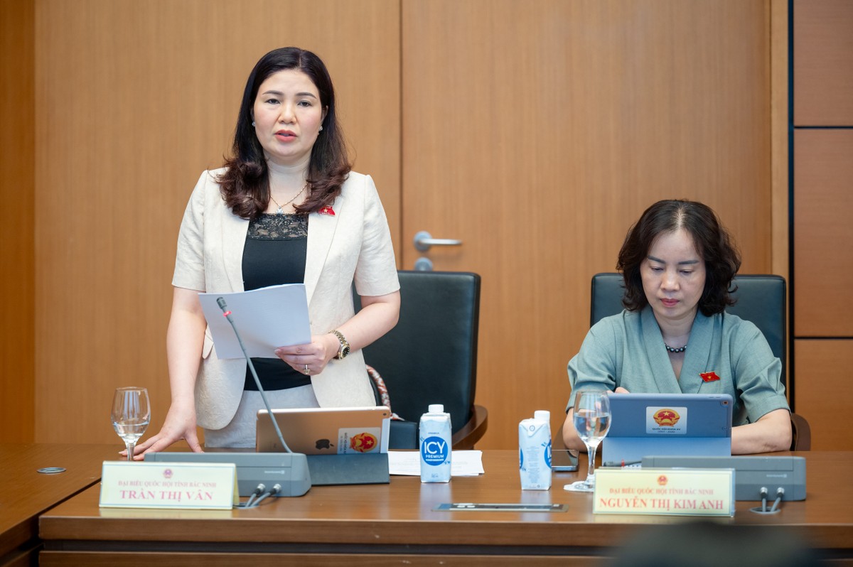 Đại biểu Trần Thị Vân (đoàn Bắc Ninh) Đại biểu Trần Thị Vân (đoàn Bắc Ninh)