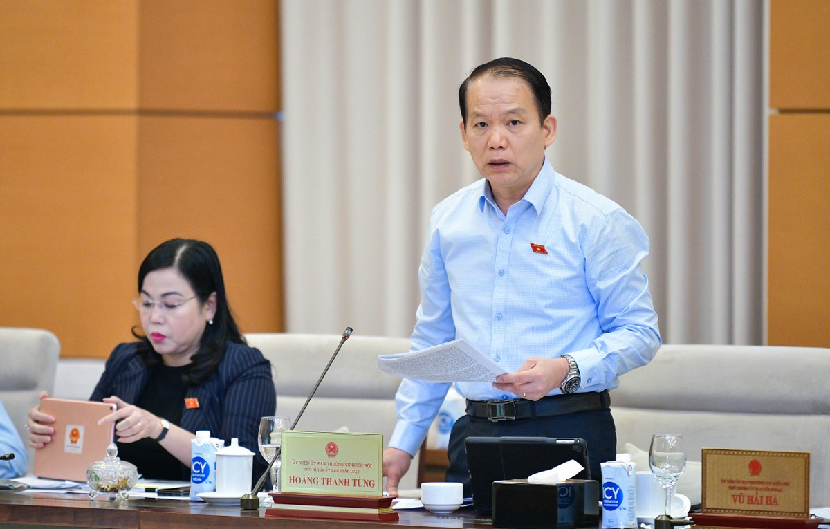 Ông Hoàng Thanh Tùng, Chủ nhiệm Ủy ban Pháp luật