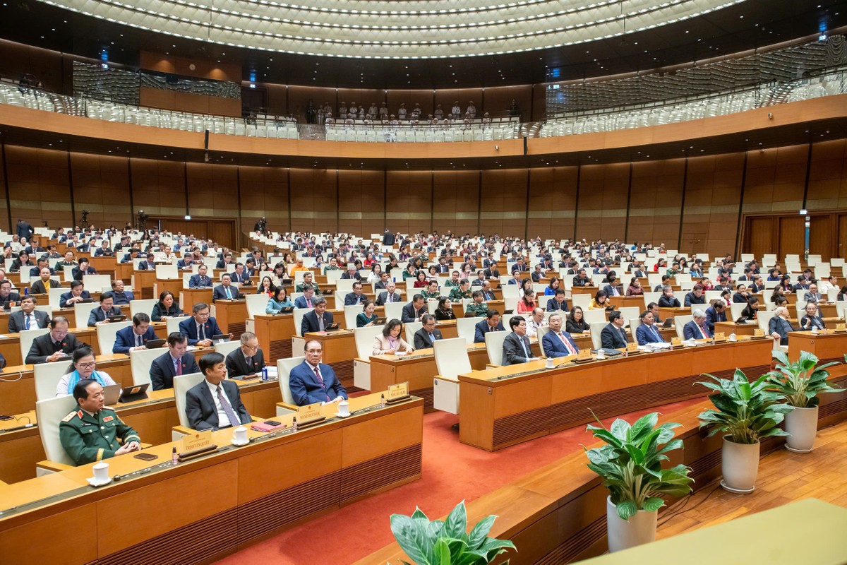 Các đại biểu Quốc hội tại phiên bế mạc kỳ họp Các đại biểu Quốc hội tại phiên bế mạc kỳ họp