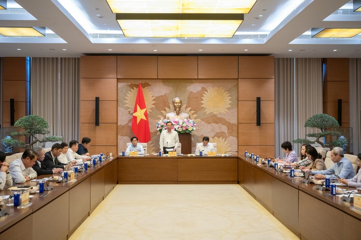 Toàn cảnh phiên họp