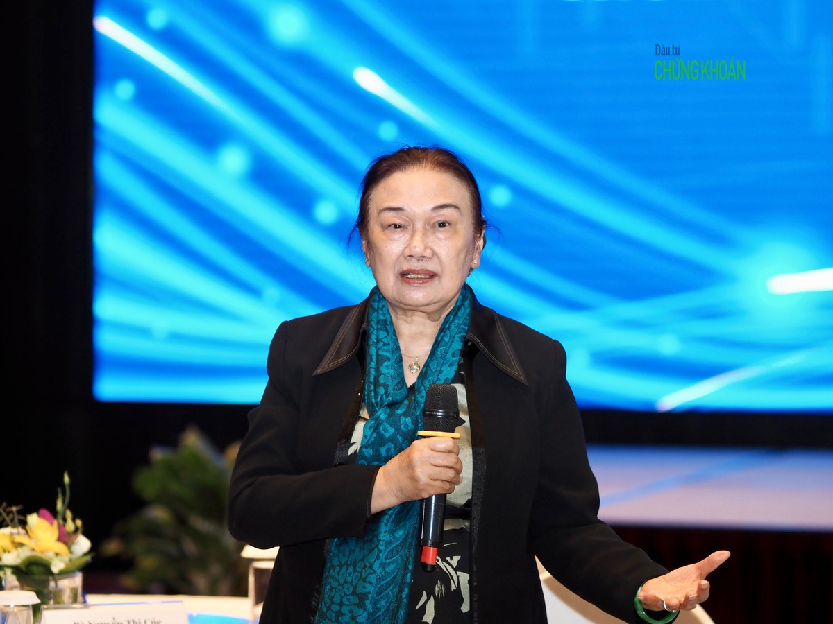 Bà Nguyễn Thị Cúc phát biểu tại toạ đàm (Ảnh: M.Minh)