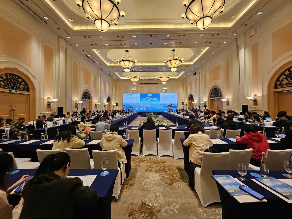 Toàn cảnh Diễn đàn “Hiện thực hóa cơ chế, chính sách phát triển năng lượng quốc gia giai đoạn 2026 - 2030” Toàn cảnh Diễn đàn “Hiện thực hóa cơ chế, chính sách phát triển năng lượng quốc gia giai đoạn 2026 - 2030”