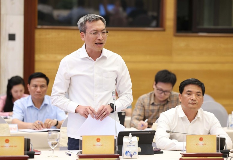 Thiếu tướng Nguyễn Quốc Toản, Chánh Văn phòng, Người phát ngôn Bộ Công an thông tin tại buổi họp báo Chính phủ chiều 3/6 Thiếu tướng Nguyễn Quốc Toản, Chánh Văn phòng, Người phát ngôn Bộ Công an thông tin tại buổi họp báo Chính phủ chiều 3/6