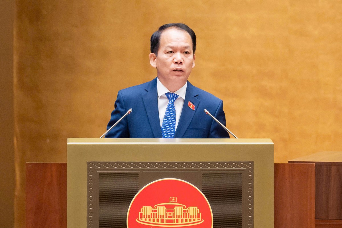 Bộ trưởng Bộ Tư pháp Hoàng Thanh Tùng trình bày Báo cáo Tiếp thu, giải trình, chỉnh lý dự thảo Luật Phát triển đô thị Bộ trưởng Bộ Tư pháp Hoàng Thanh Tùng trình bày Báo cáo Tiếp thu, giải trình, chỉnh lý dự thảo Luật Phát triển đô thị