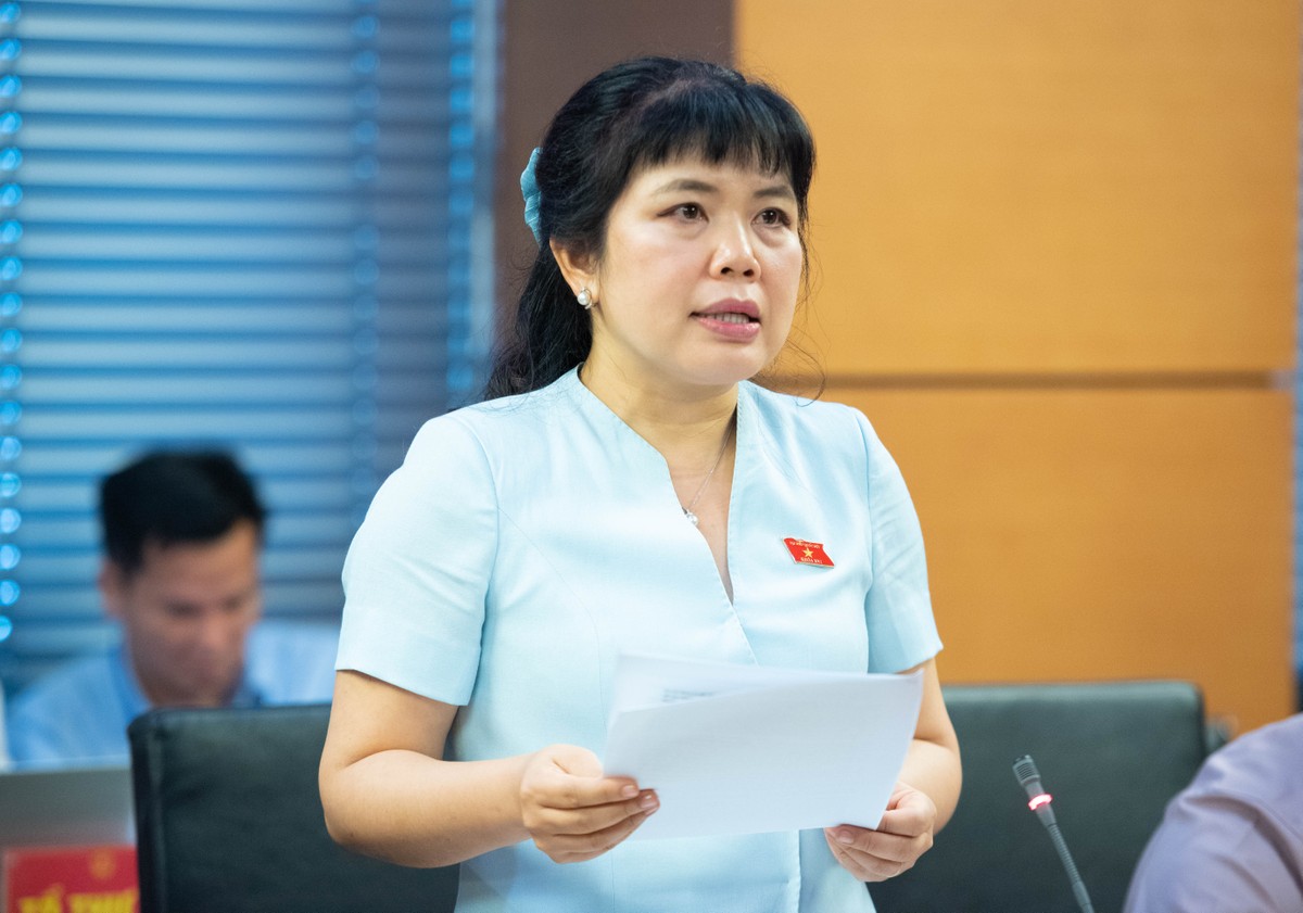 Đại biểu Nguyễn Thị Thu Hà (đoàn Quảng Ninh) Đại biểu Nguyễn Thị Thu Hà (đoàn Quảng Ninh)