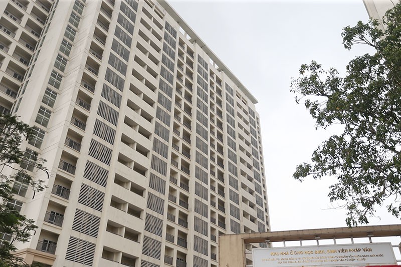 Kim tiêm giăng lối vào khu nhà bỏ hoang Pháp Vân - Tứ Hiệp ảnh 12