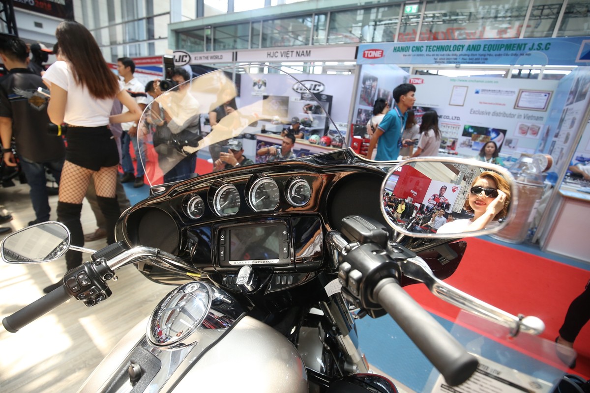 Môtô khủng giá 2,1 tỷ đồng tại Auto Expo 2018 ảnh 11