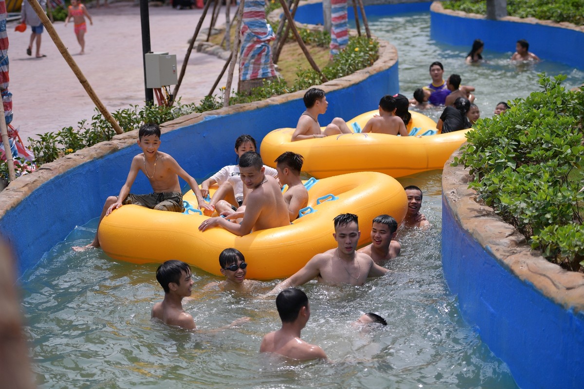 Toàn cảnh công viên nước Thanh Hà mới khai trương đã có trẻ bị đuối nước ảnh 10