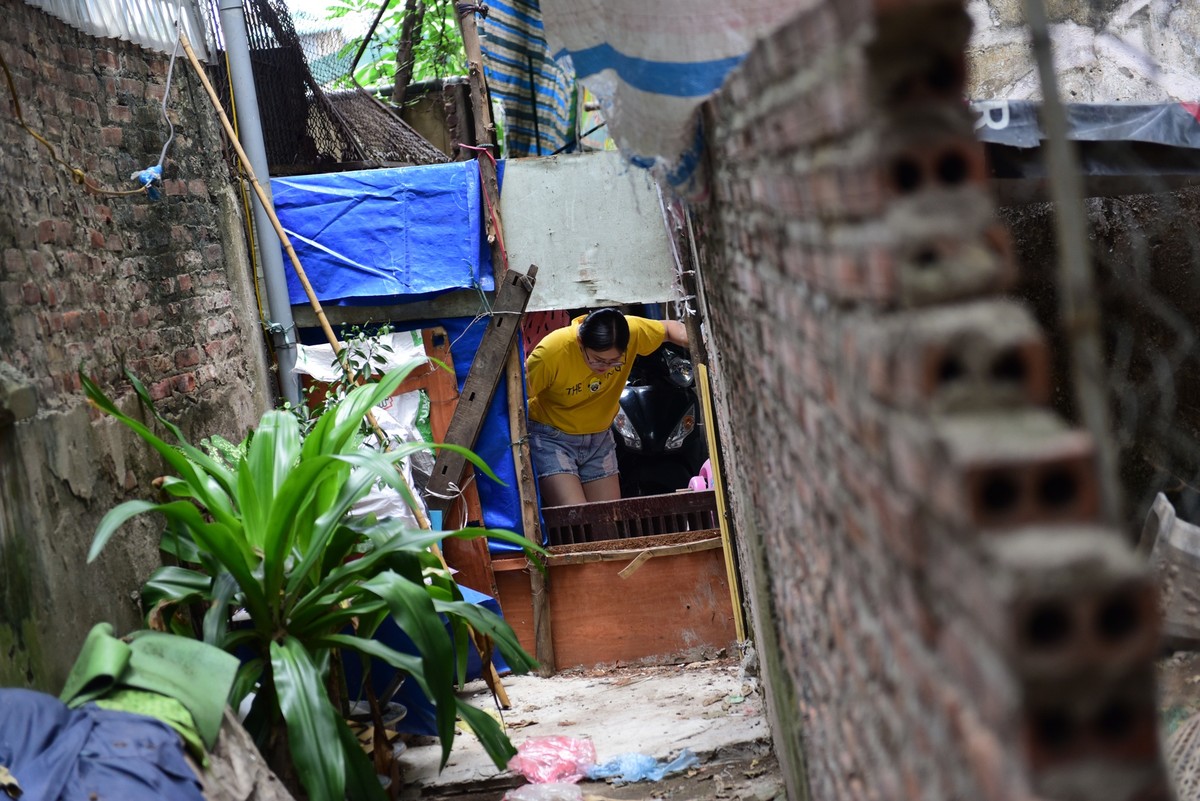 Hà Nội: Người dân sống thấp thỏm trong nhà bọc sắt ảnh 11