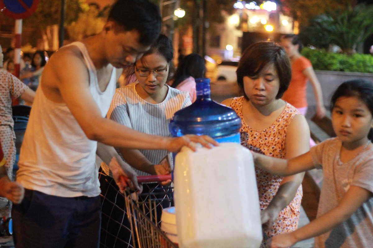 Hà Nội: Chuyện ngày này của triệu dân dùng nước sông Đà ảnh 4
