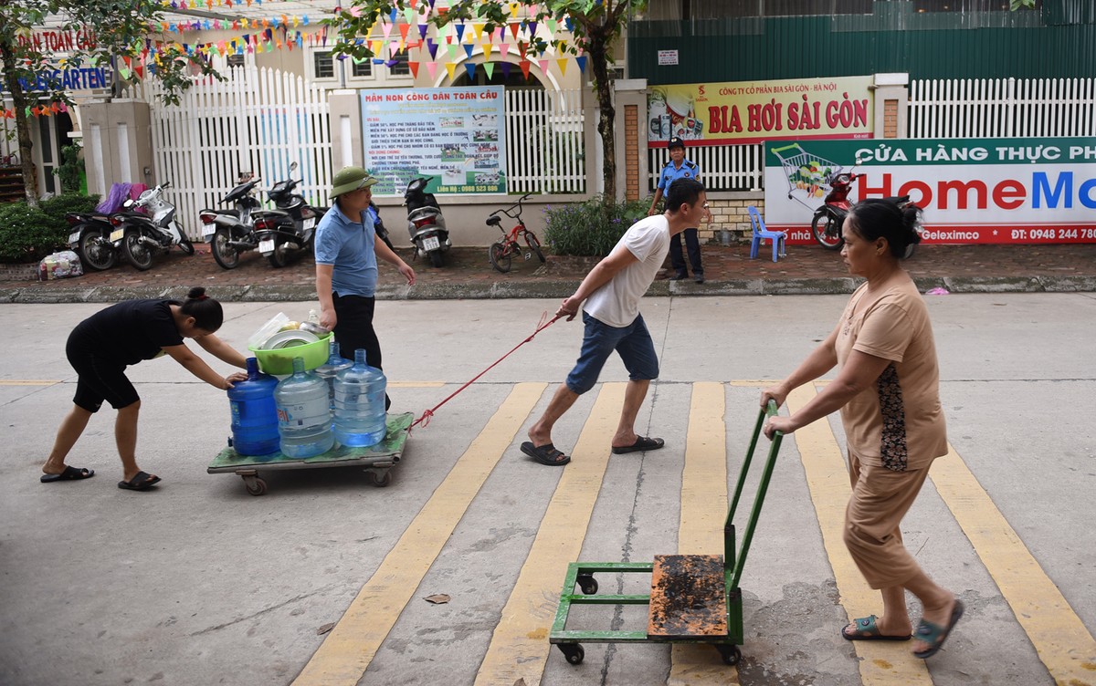 Hà Nội: Chuyện ngày này của triệu dân dùng nước sông Đà ảnh 7