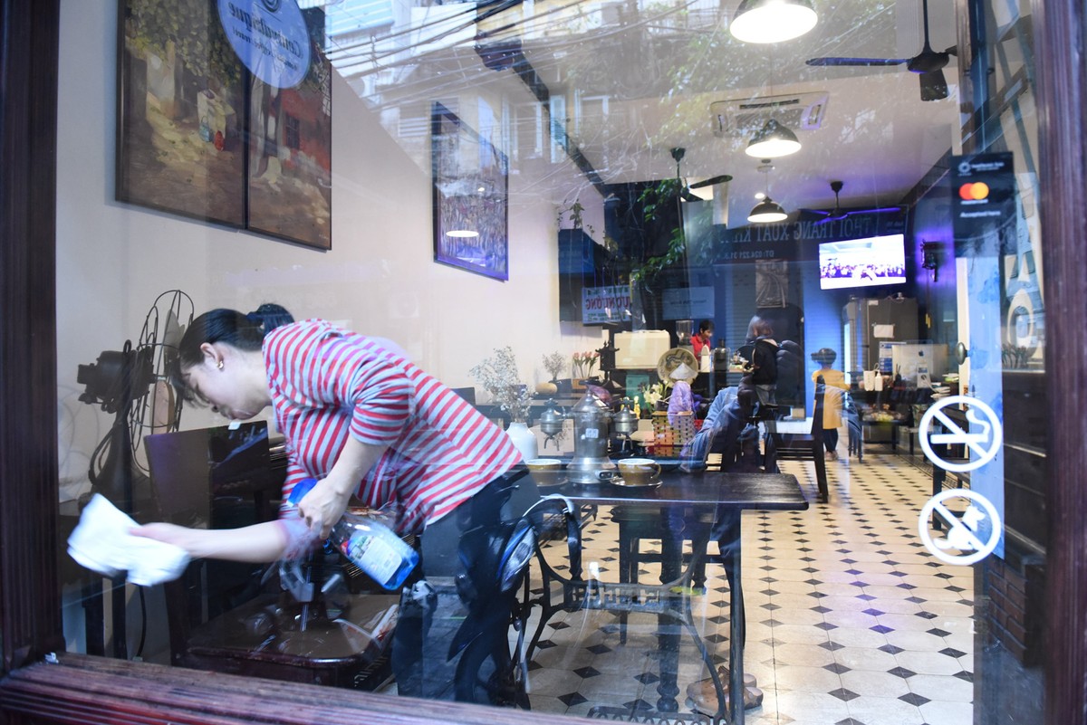 Hà Nội: Hàng quán rục rịch mở cửa sau cách ly xã hội  ảnh 8