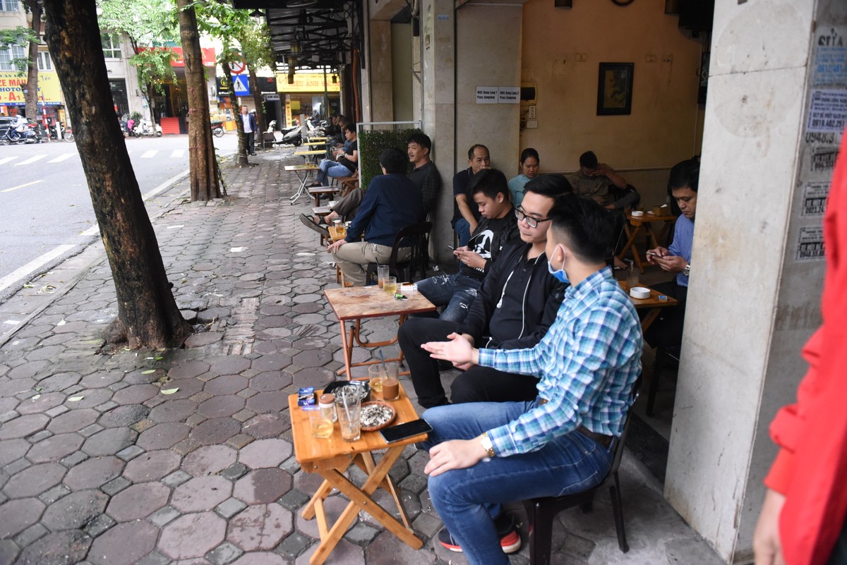 Hà Nội: Hàng quán rục rịch mở cửa sau cách ly xã hội  ảnh 12