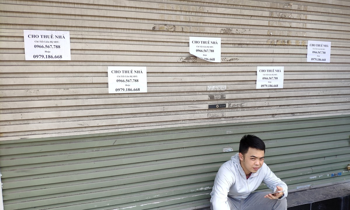 Hà Nội: Hết thời gian giãn cách xã hội, nhiều mặt bằng cho thuê bán lẻ ế ẩm ảnh 7