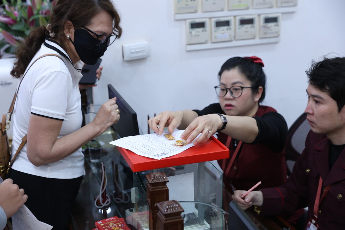 Mỗi giao dịch chỉ khoảng 15 phút.