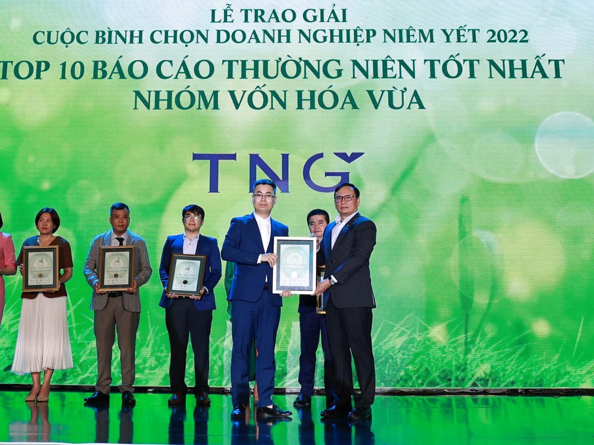 Vinh danh CTCP Đầu tư và Thương mại TNG.