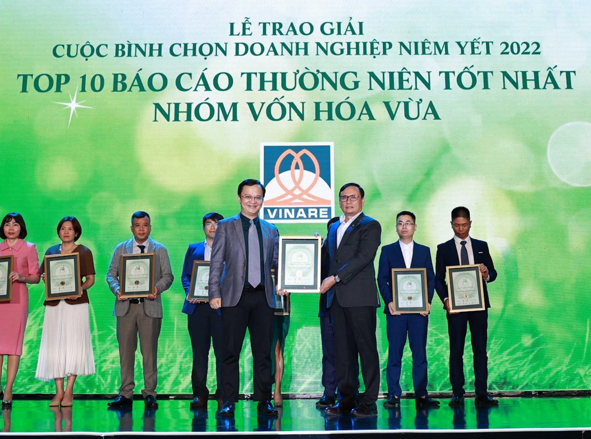 Vinh danh Tổng CTCP Tái Bảo hiểm Quốc gia Việt Nam.