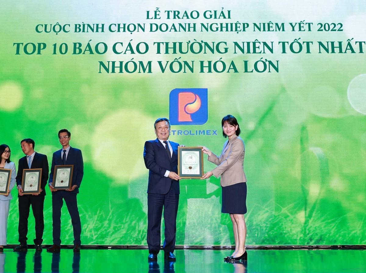 Vinh danh Tập đoàn Xăng dầu Việt Nam.