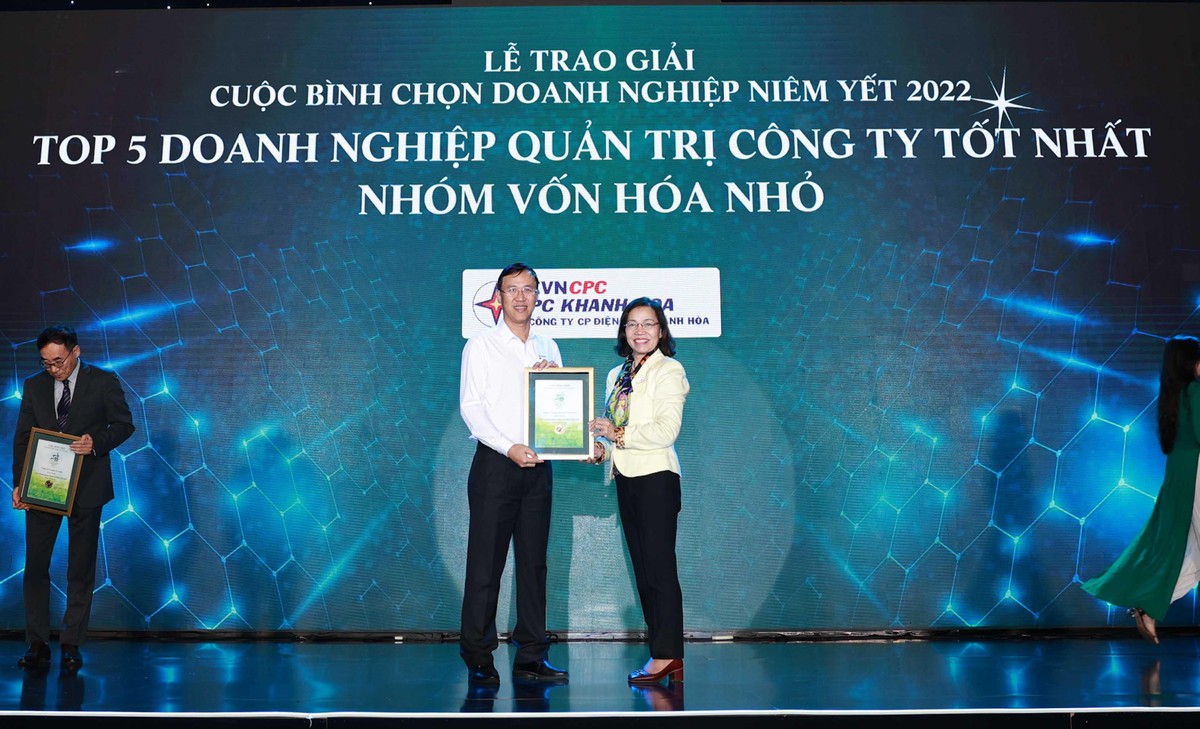CTCP Điện Lực Khánh Hòa nhận giải quản trị công ty tốt nhất trong nhóm vốn hóa nhỏ.