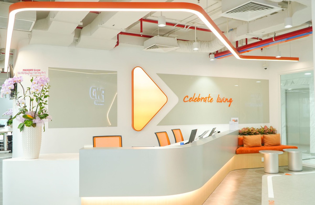 Không gian văn phòng mới được thiết kế trẻ trung, hiện đại theo phong cách mở và tận dụng ánh sáng tự nhiên. Không gian văn phòng mới được thiết kế trẻ trung, hiện đại theo phong cách mở và tận dụng ánh sáng tự nhiên.