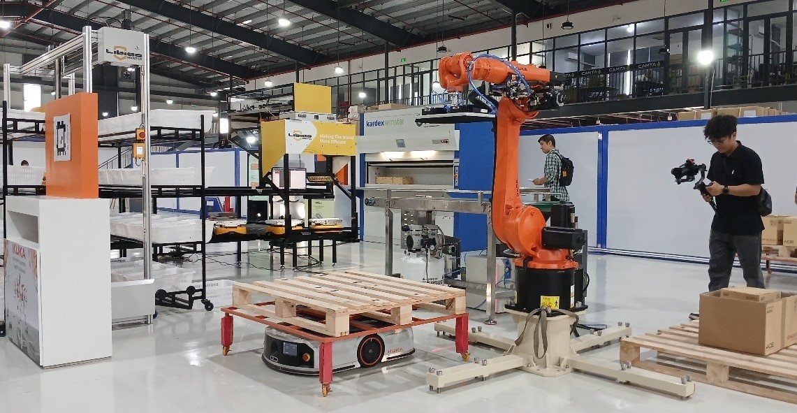 Một trong những mô hình tự động hóa của Trung tâm Một trong những mô hình tự động hóa của Trung tâm