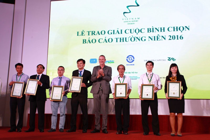 Trao giải cho 50 doanh nghiệp có BCTN tốt nhất năm 2016 ảnh 3