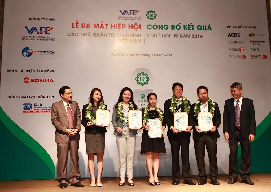 Công bố TOP 5 doanh nghiệp niêm yết có hoạt động IR tốt nhất năm 2016 ảnh 2