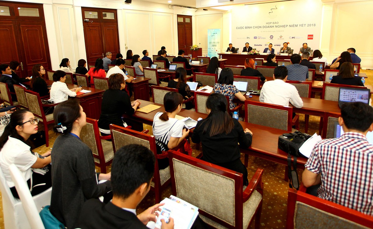 Khởi động Cuộc bình chọn Doanh nghiệp niêm yết năm 2018 ảnh 2