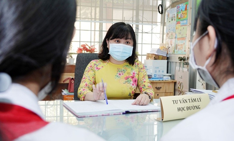 Việc hoàn thiện hành lang pháp lý góp phần nâng cao nhận thức, xóa bỏ định kiến, tạo cơ hội bình đẳng để trẻ tự kỷ tự tin và hòa nhập cộng đồng Việc hoàn thiện hành lang pháp lý góp phần nâng cao nhận thức, xóa bỏ định kiến, tạo cơ hội bình đẳng để trẻ tự kỷ tự tin và hòa nhập cộng đồng